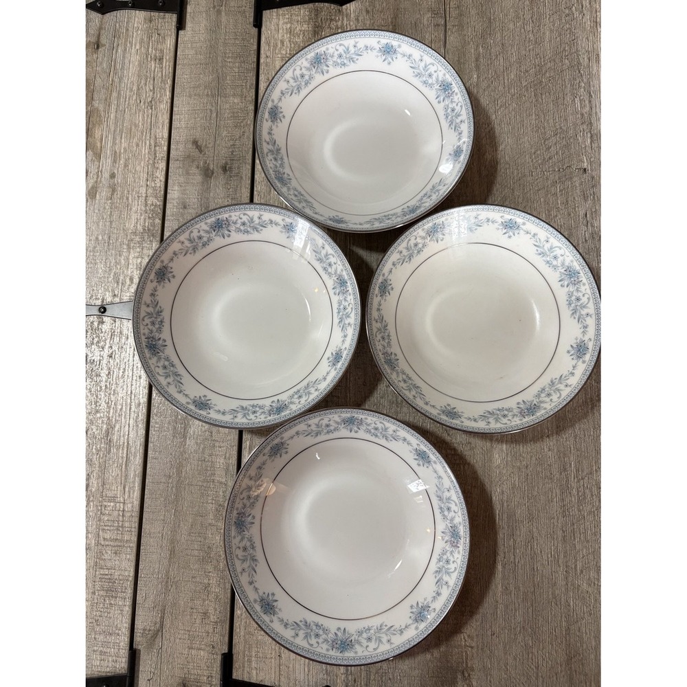 Lot of 4 Noritake Blue Hill 2482 Fine China 7.5 in Soup/Salad Bowls Floral